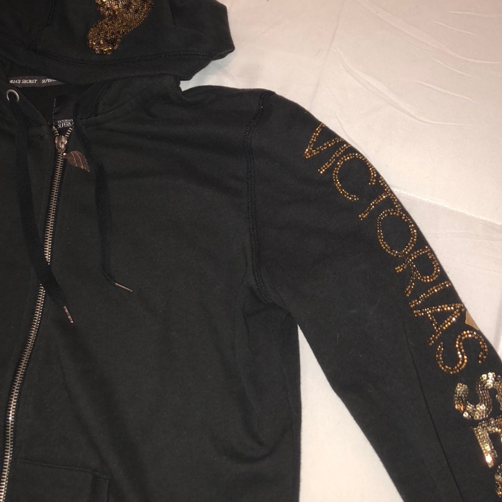 VICTORIA’S SECRET | Black/Gold Jacket